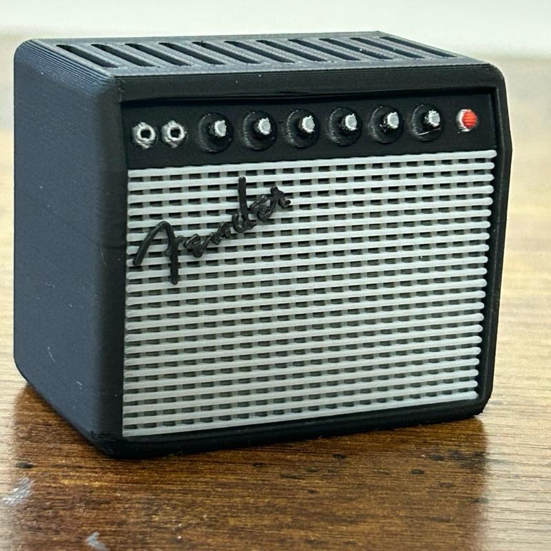 Mini Guitar Amp Pick Holder β 3D Printed, Fits 11 Picks, Perfect Gift for Guitarists!